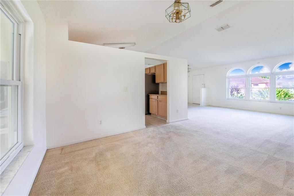 Active With Contract: $259,000 (3 beds, 2 baths, 1854 Square Feet)