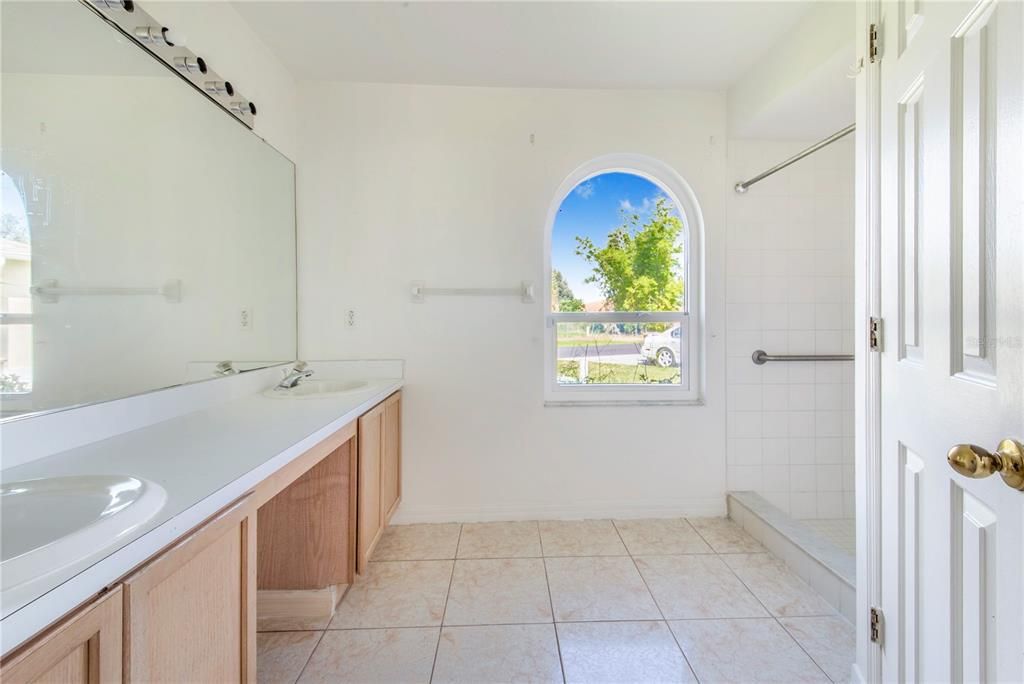 Active With Contract: $259,000 (3 beds, 2 baths, 1854 Square Feet)