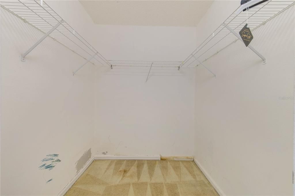 Active With Contract: $259,000 (3 beds, 2 baths, 1854 Square Feet)