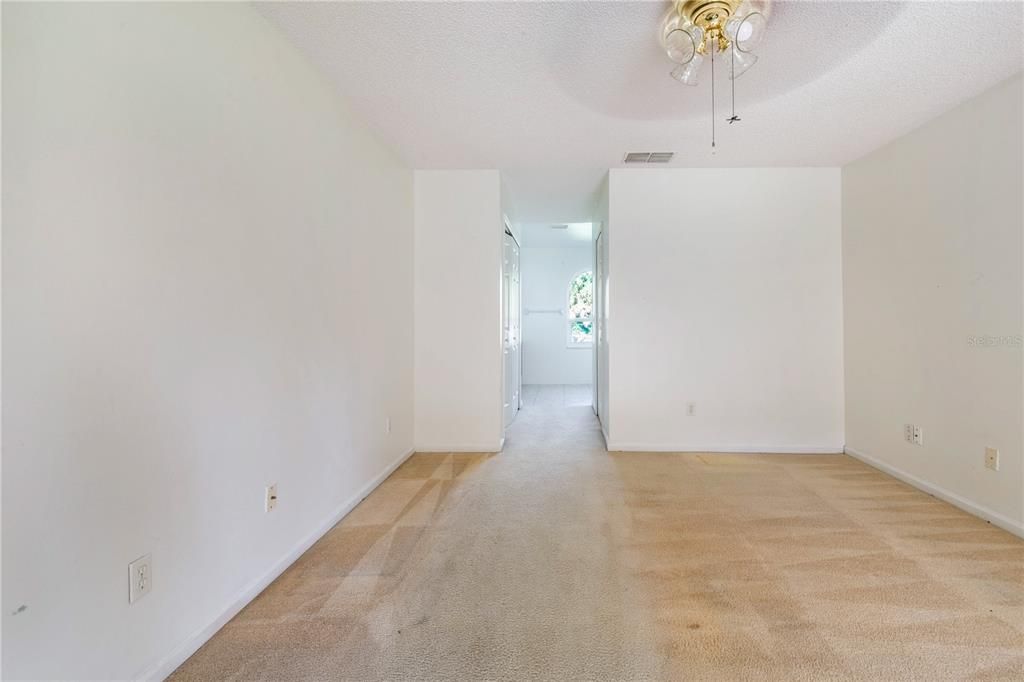 Active With Contract: $259,000 (3 beds, 2 baths, 1854 Square Feet)