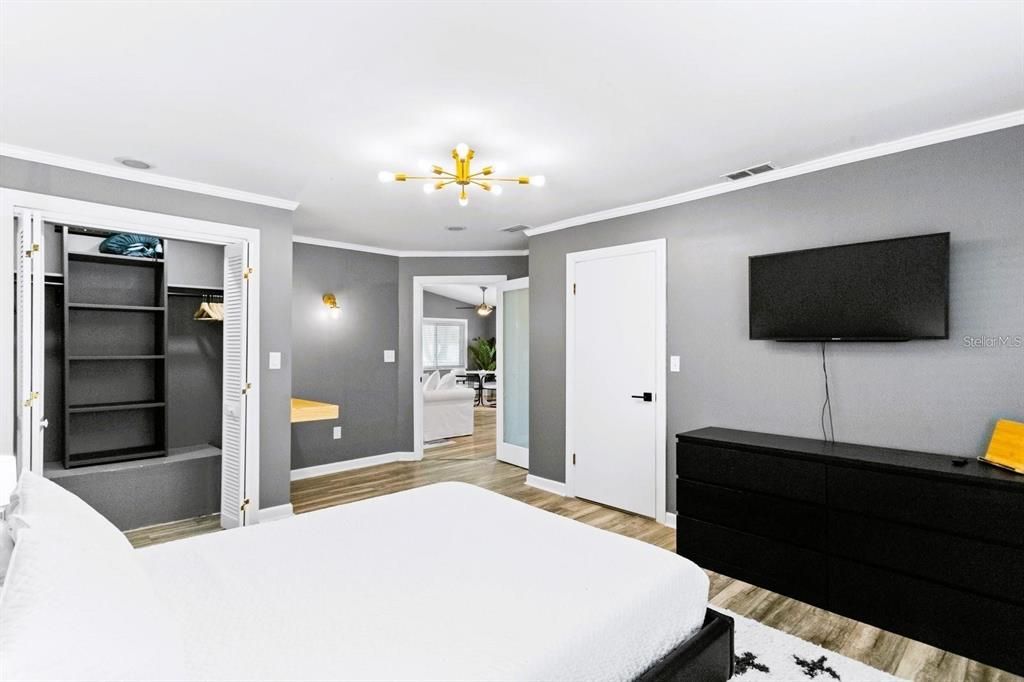 For Rent: $4,900 (2 beds, 2 baths, 1782 Square Feet)