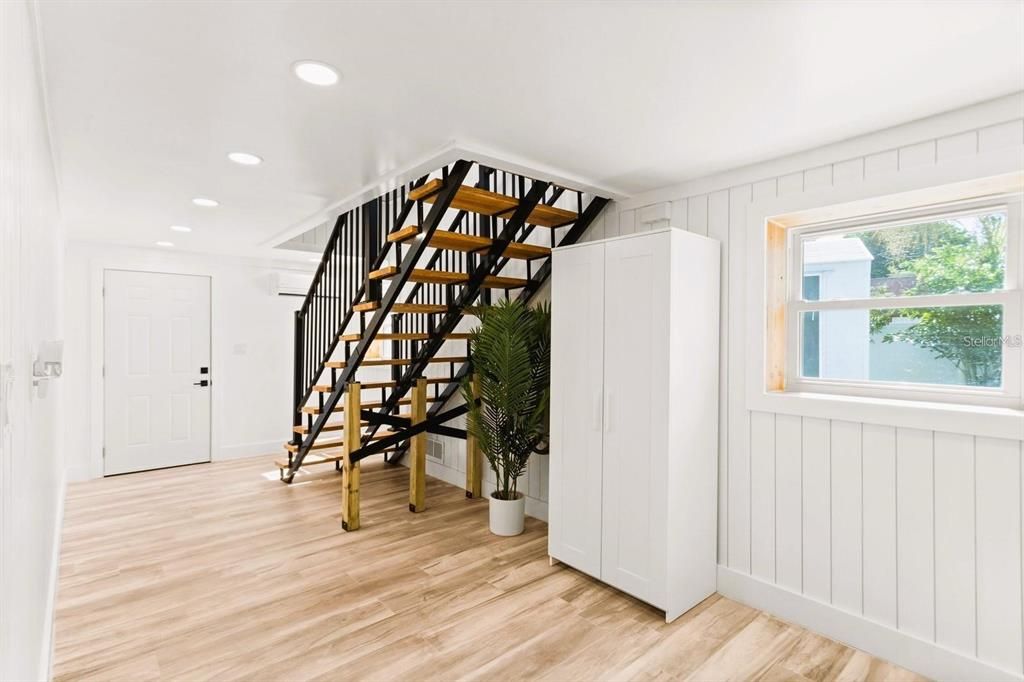 For Rent: $4,900 (2 beds, 2 baths, 1782 Square Feet)