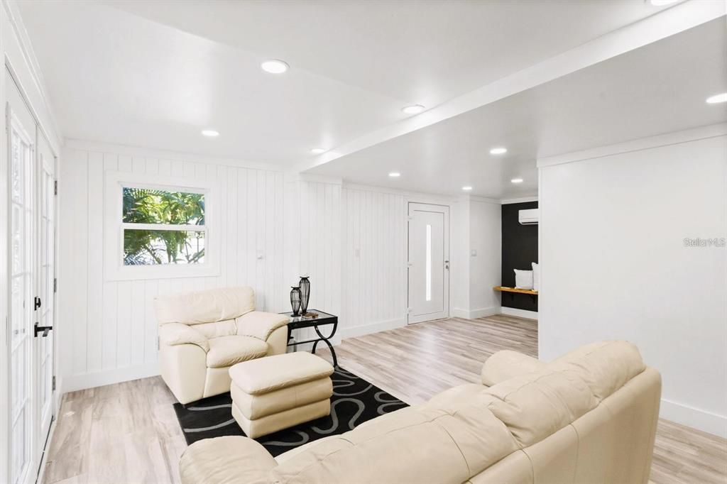 For Rent: $4,900 (2 beds, 2 baths, 1782 Square Feet)