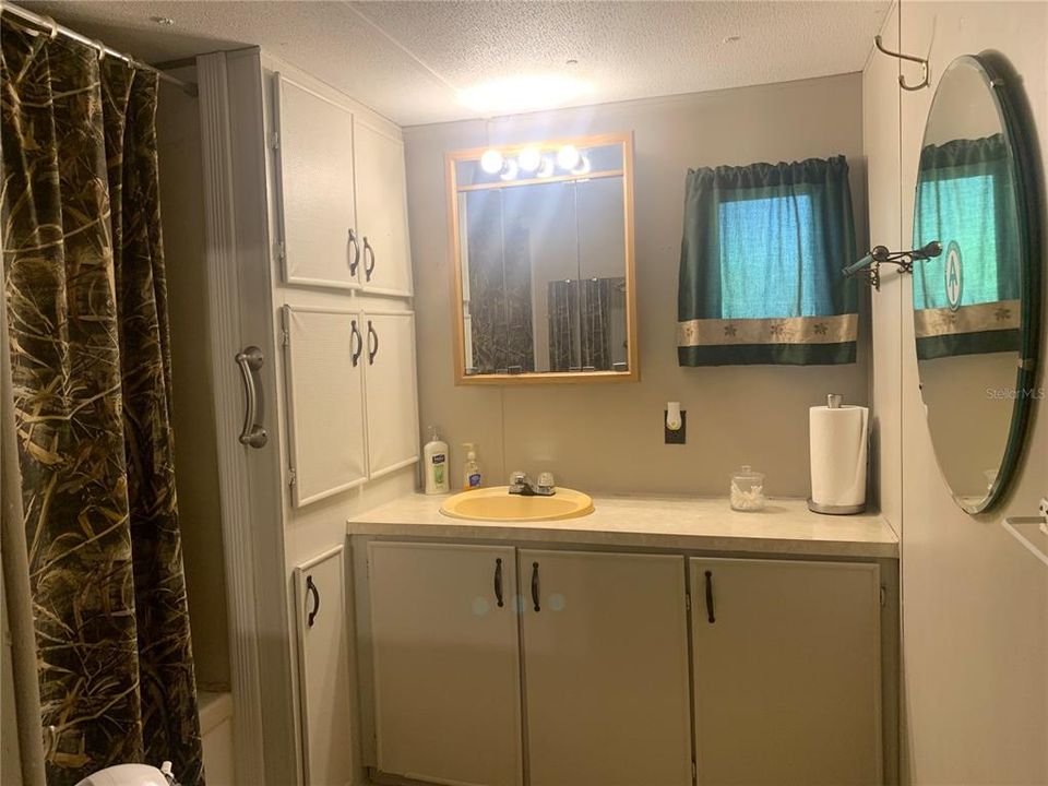 На продажу: $370,000 (3 спален, 2 ванн, 1792 Квадратных фут)