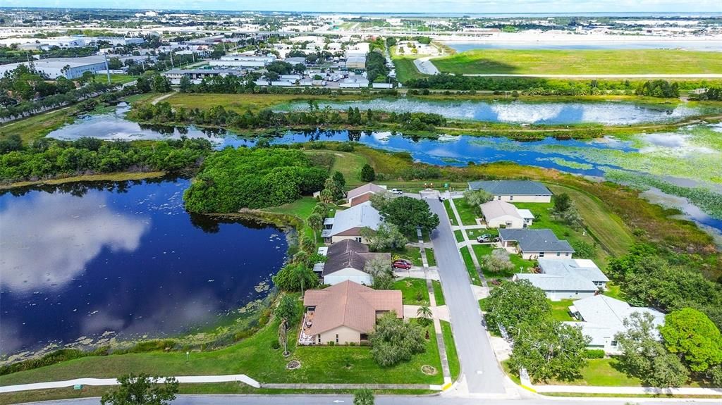 待售: $485,000 (2 贝兹, 2 浴室, 1636 平方英尺)