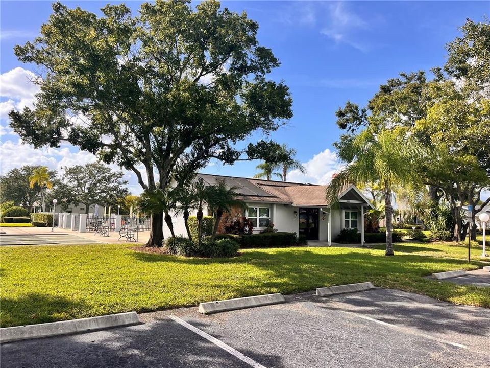 待售: $485,000 (2 贝兹, 2 浴室, 1636 平方英尺)