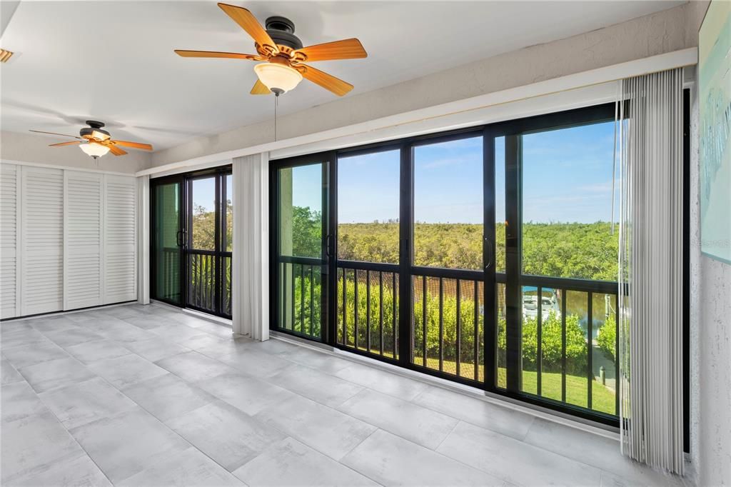 待售: $484,900 (2 贝兹, 2 浴室, 1737 平方英尺)