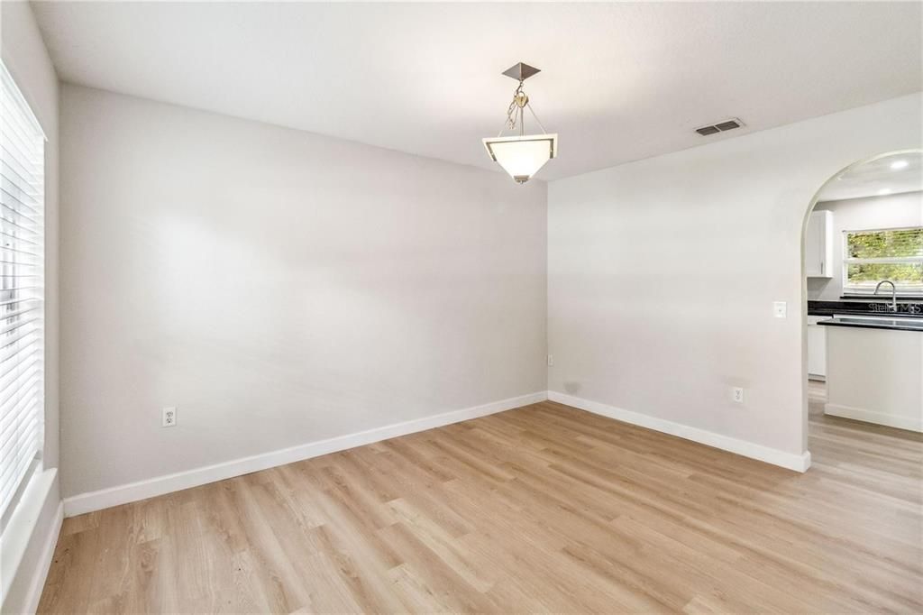 Active With Contract: $415,000 (5 beds, 2 baths, 2229 Square Feet)