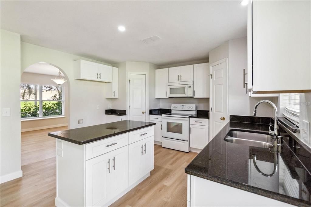 Active With Contract: $415,000 (5 beds, 2 baths, 2229 Square Feet)