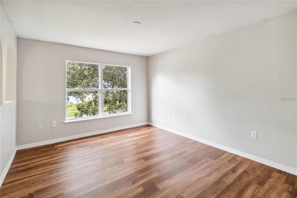 Active With Contract: $415,000 (5 beds, 2 baths, 2229 Square Feet)