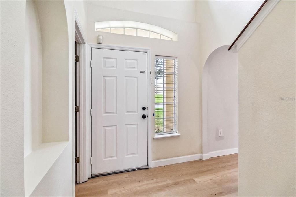 Active With Contract: $415,000 (5 beds, 2 baths, 2229 Square Feet)