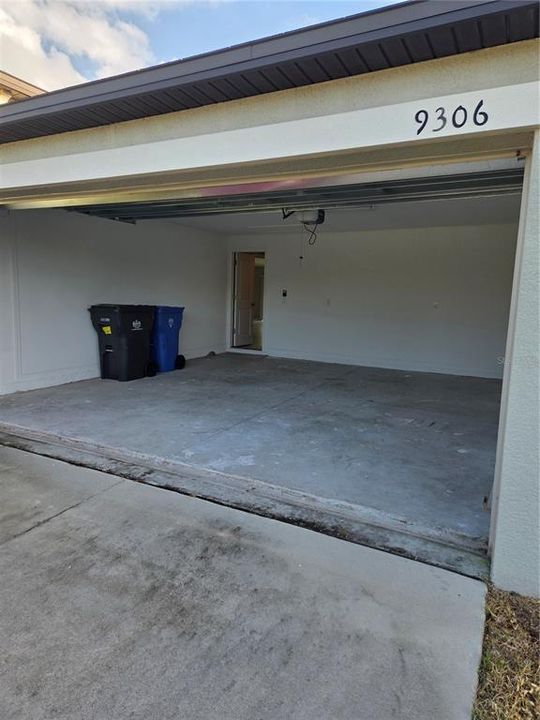 Activo con contrato: $179,510 (4 camas, 2 baños, 1935 Pies cuadrados)