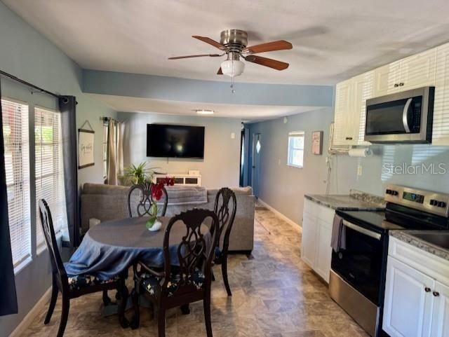 待售: $115,000 (2 贝兹, 1 浴室, 672 平方英尺)