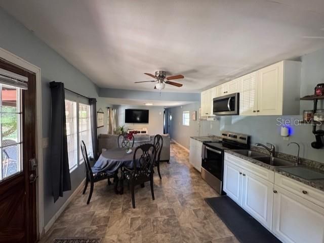 待售: $115,000 (2 贝兹, 1 浴室, 672 平方英尺)