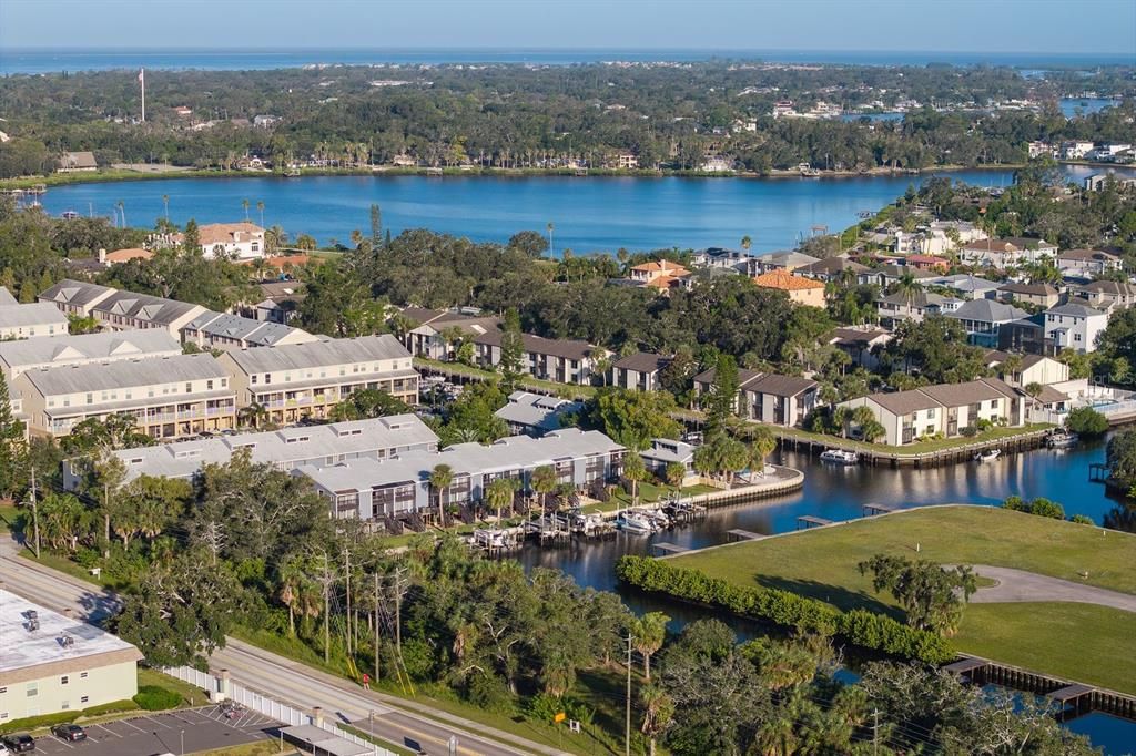 For Sale: $300,000 (2 beds, 2 baths, 1104 Square Feet)