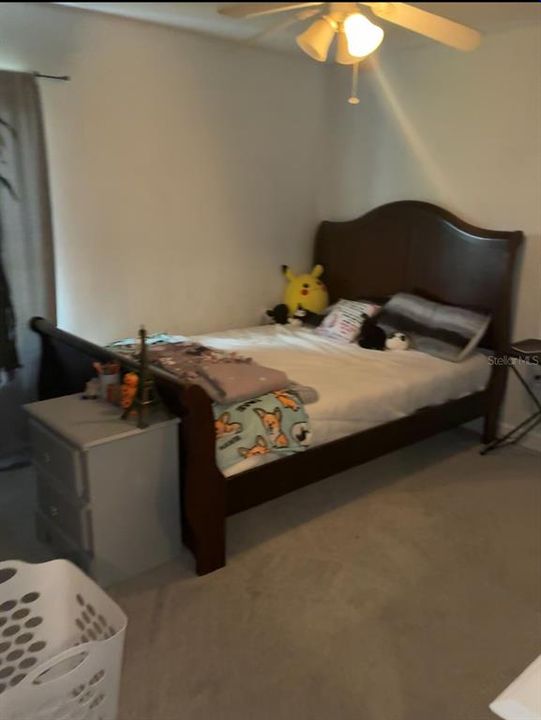 For Sale: $425,000 (4 beds, 3 baths, 2586 Square Feet)