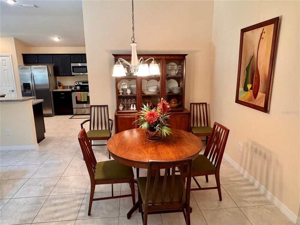 Activo con contrato: $479,900 (3 camas, 2 baños, 1939 Pies cuadrados)