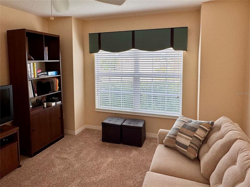 Activo con contrato: $479,900 (3 camas, 2 baños, 1939 Pies cuadrados)