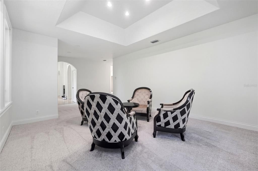 待售: $1,590,000 (3 贝兹, 3 浴室, 6559 平方英尺)