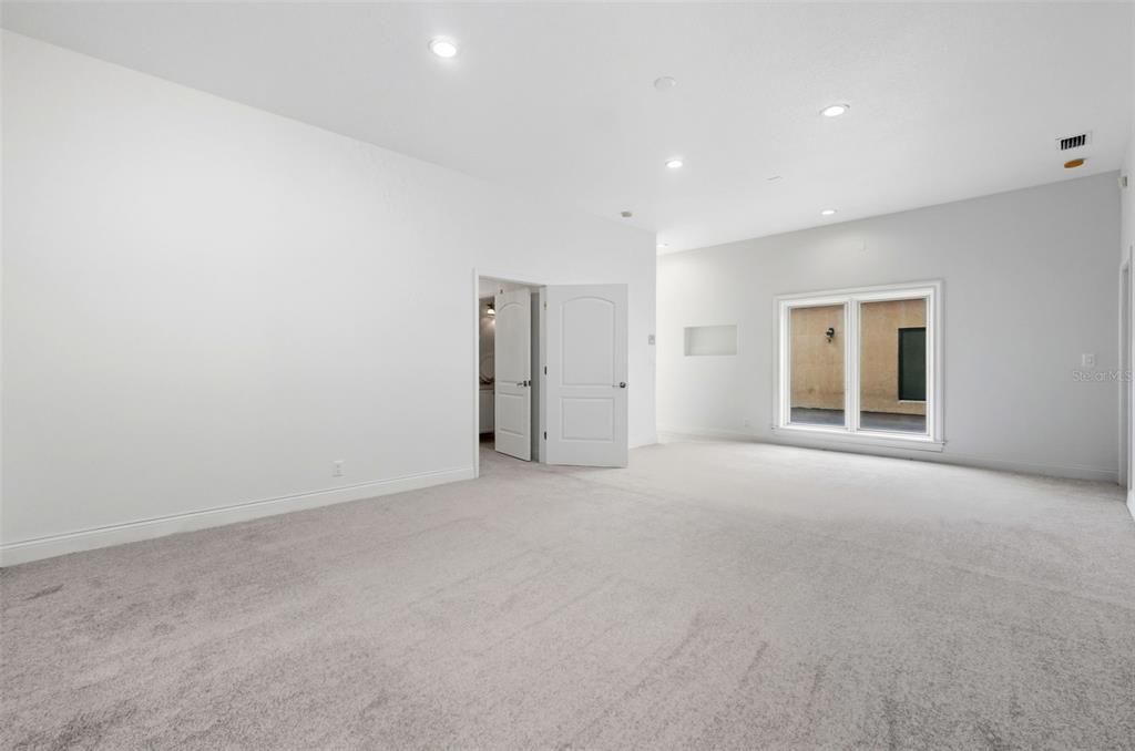 待售: $1,590,000 (3 贝兹, 3 浴室, 6559 平方英尺)