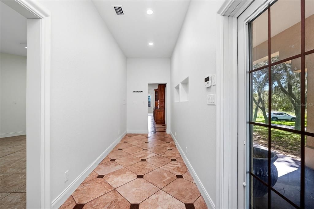 待售: $1,590,000 (3 贝兹, 3 浴室, 6559 平方英尺)