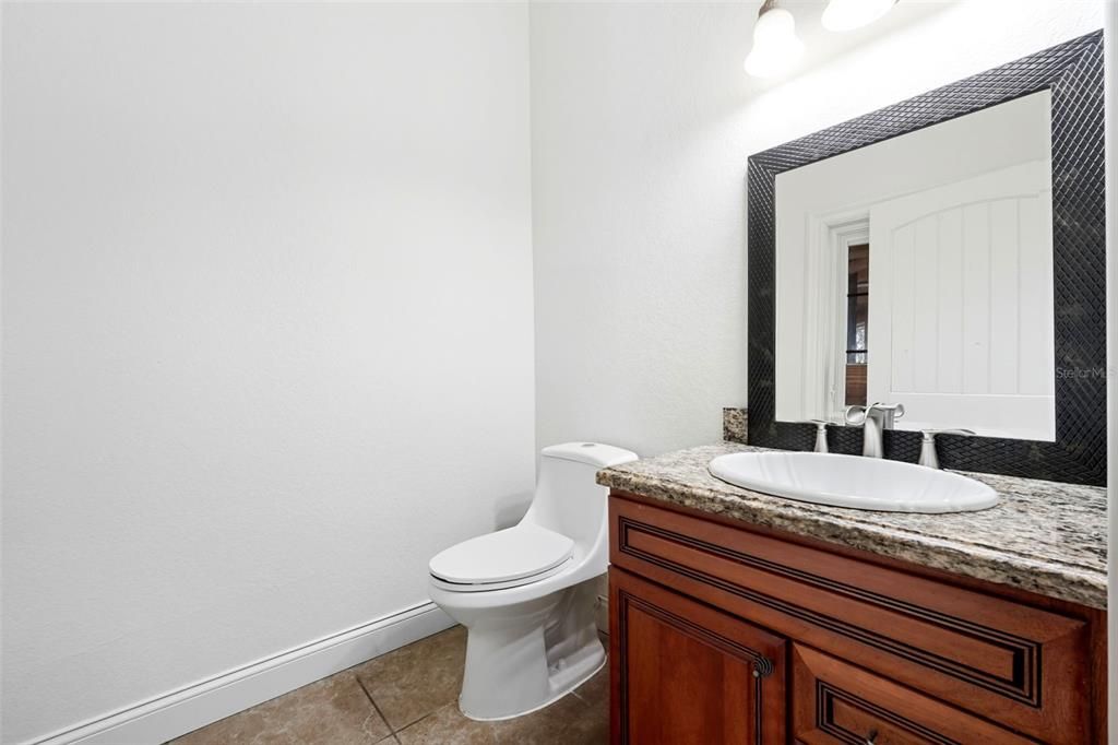 待售: $1,590,000 (3 贝兹, 3 浴室, 6559 平方英尺)