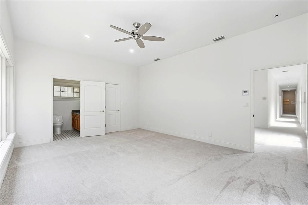 待售: $1,590,000 (3 贝兹, 3 浴室, 6559 平方英尺)