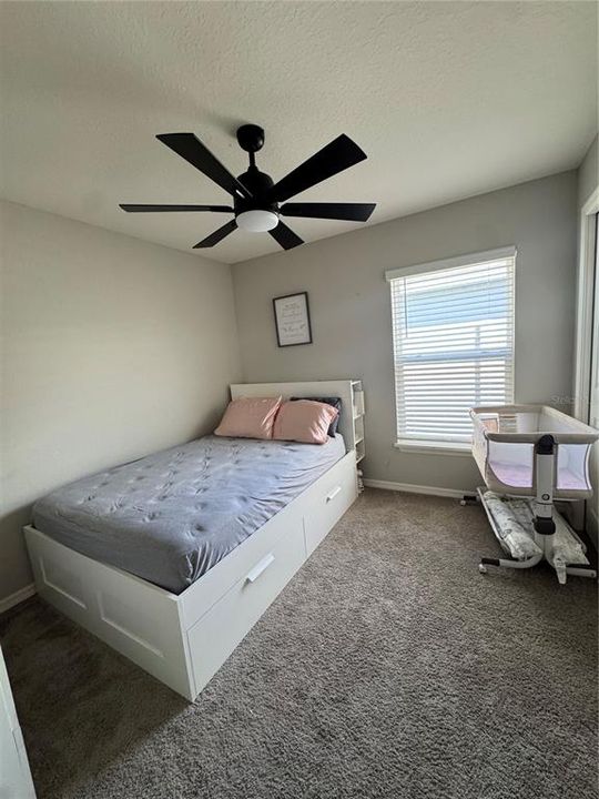 Active With Contract: $1,950 (3 beds, 2 baths, 1489 Square Feet)