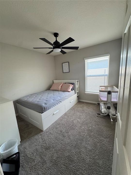 Active With Contract: $1,950 (3 beds, 2 baths, 1489 Square Feet)