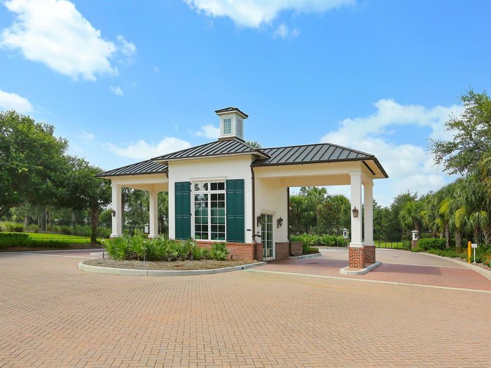 For Sale: $3,700,000 (5 beds, 5 baths, 6798 Square Feet)