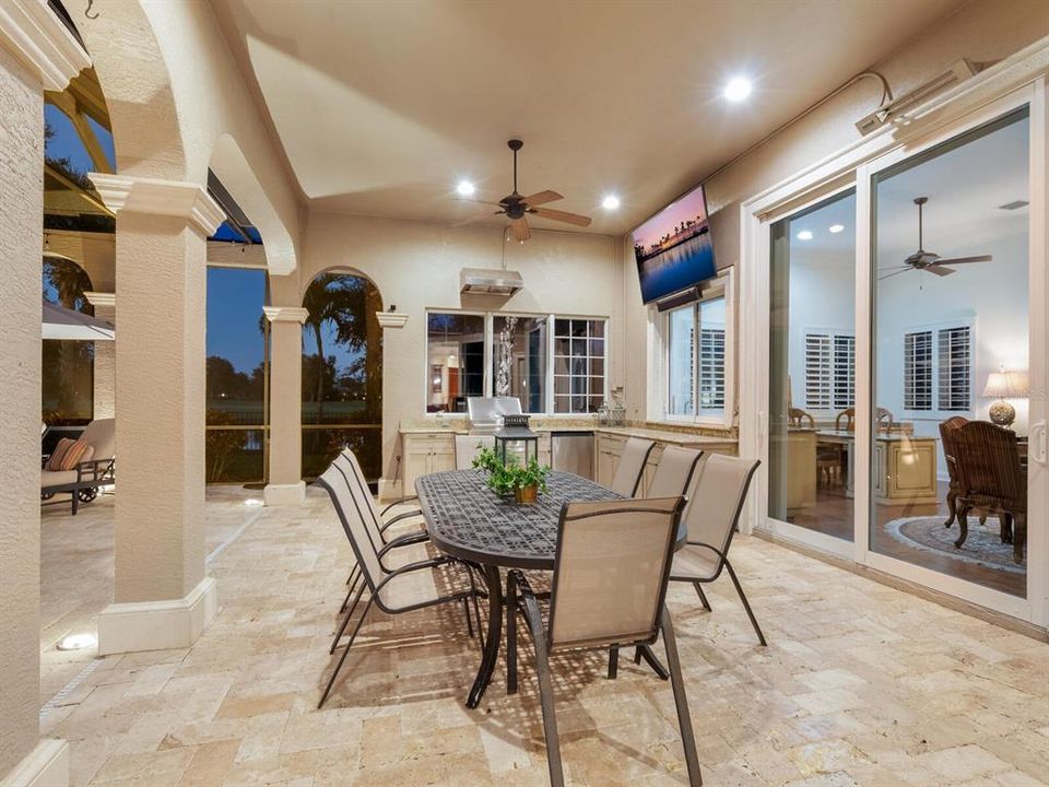 For Sale: $3,700,000 (5 beds, 5 baths, 6798 Square Feet)