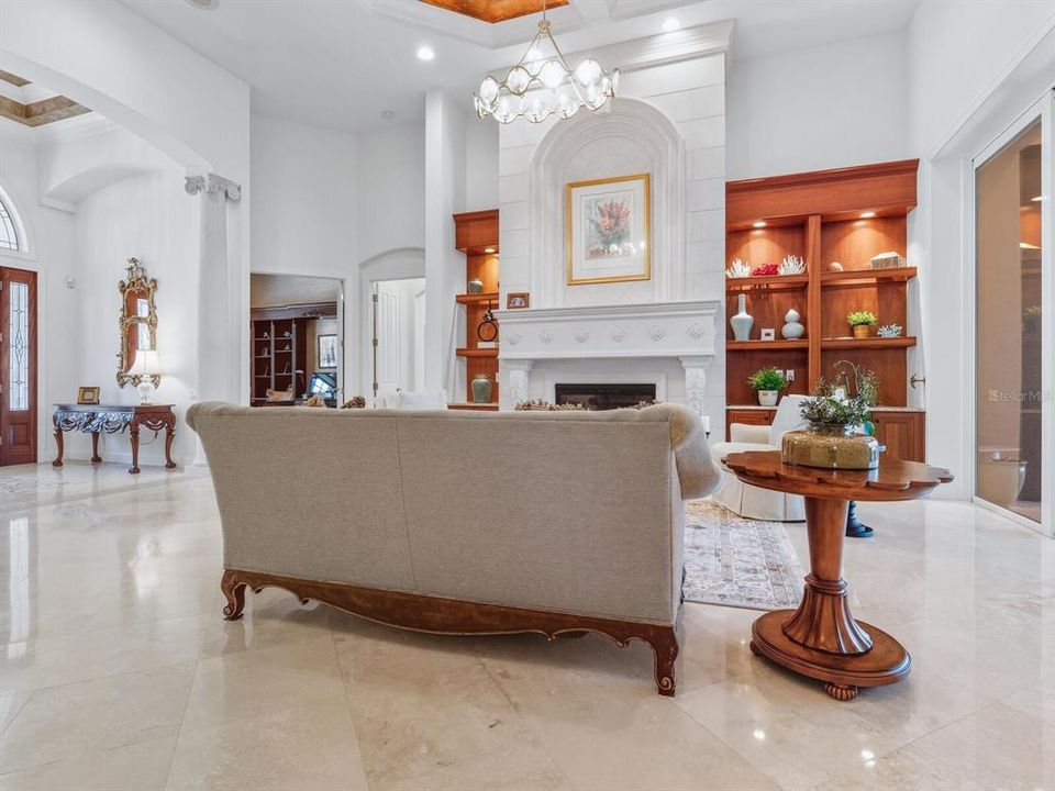 For Sale: $3,700,000 (5 beds, 5 baths, 6798 Square Feet)