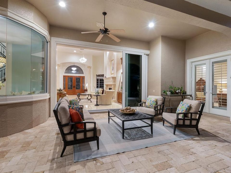 For Sale: $3,700,000 (5 beds, 5 baths, 6798 Square Feet)