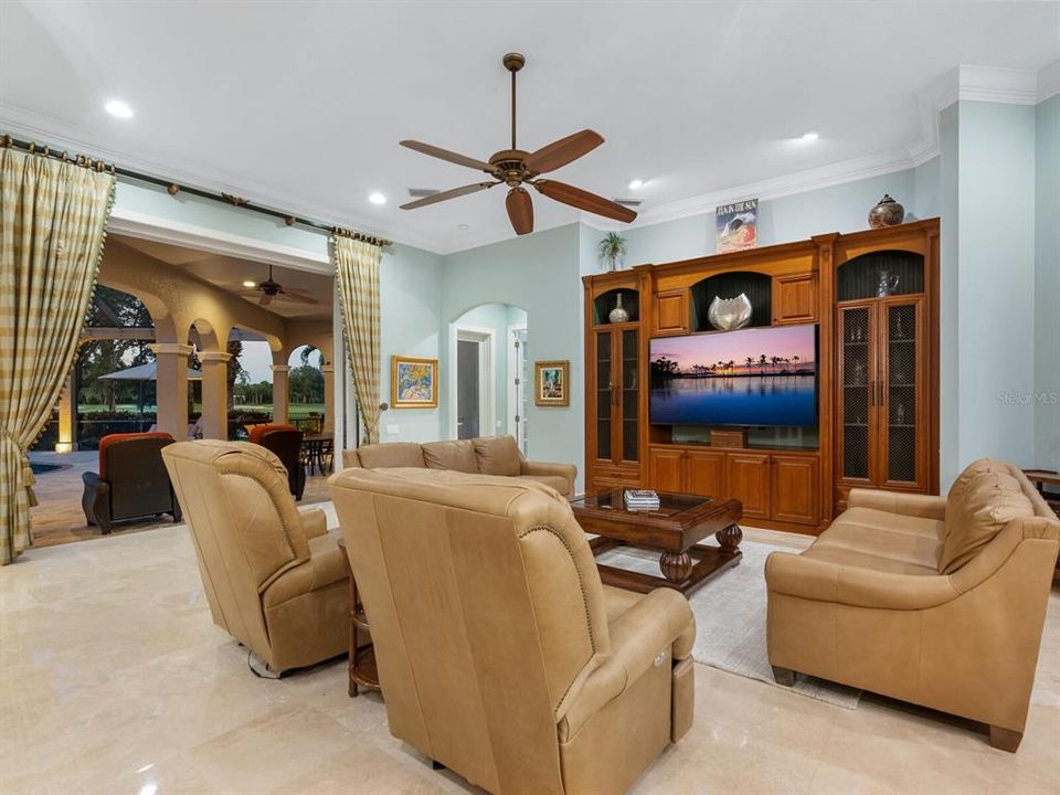 For Sale: $3,700,000 (5 beds, 5 baths, 6798 Square Feet)