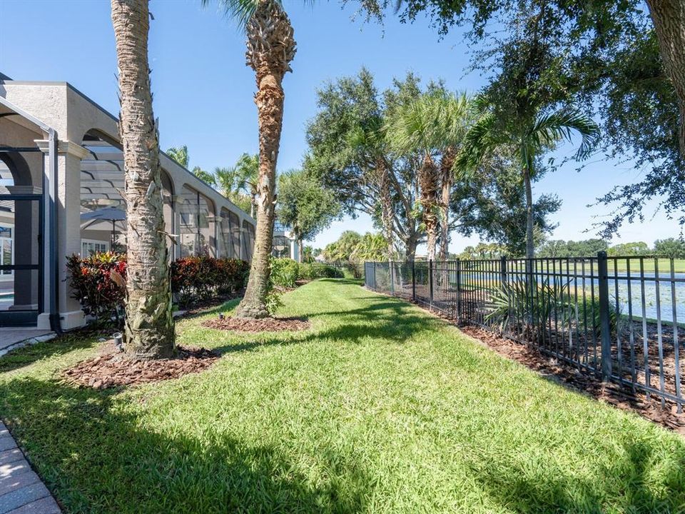 For Sale: $3,700,000 (5 beds, 5 baths, 6798 Square Feet)