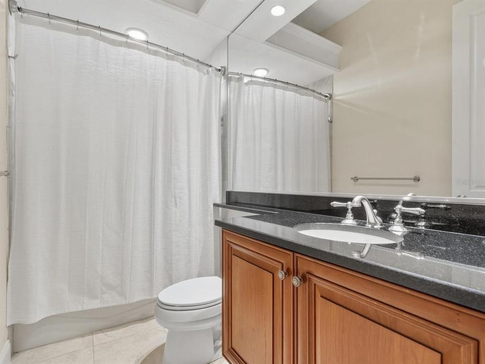 For Sale: $3,700,000 (5 beds, 5 baths, 6798 Square Feet)