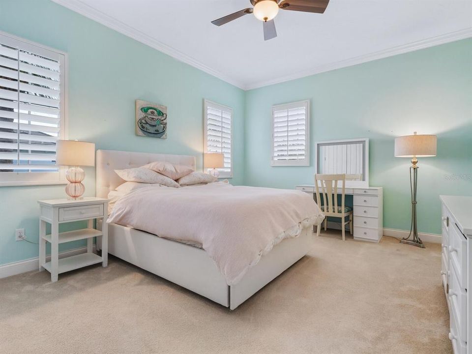 For Sale: $3,700,000 (5 beds, 5 baths, 6798 Square Feet)