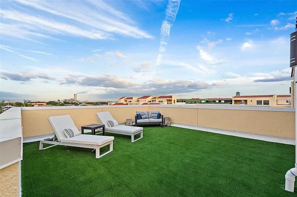 В аренду: $3,995 (4 спален, 3 ванн, 3075 Квадратных фут)