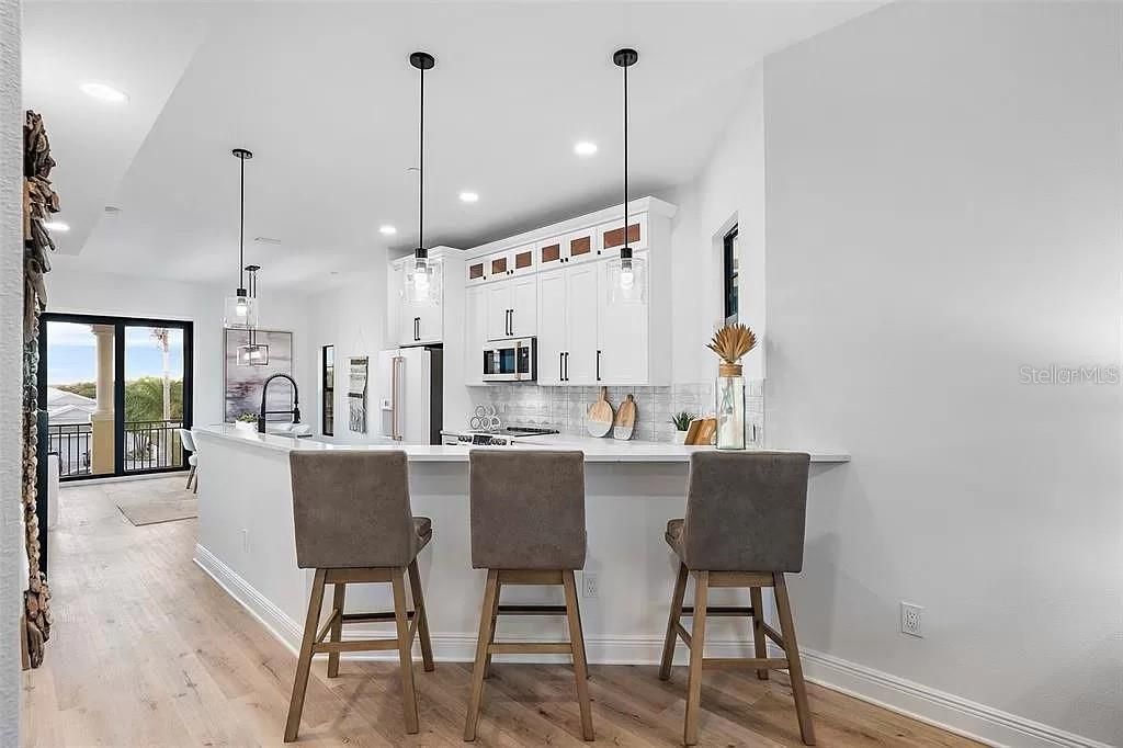 В аренду: $3,995 (4 спален, 3 ванн, 3075 Квадратных фут)