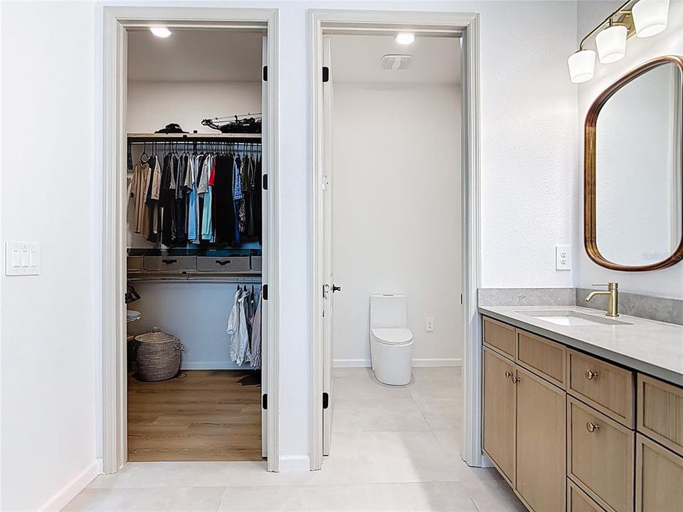 Activo con contrato: $439,900 (3 camas, 2 baños, 2122 Pies cuadrados)