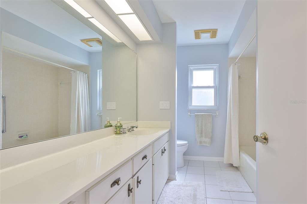 На продажу: $499,500 (3 спален, 2 ванн, 2514 Квадратных фут)