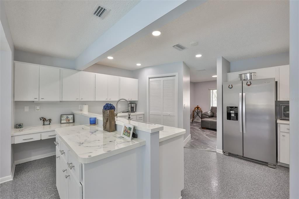 На продажу: $499,500 (3 спален, 2 ванн, 2514 Квадратных фут)