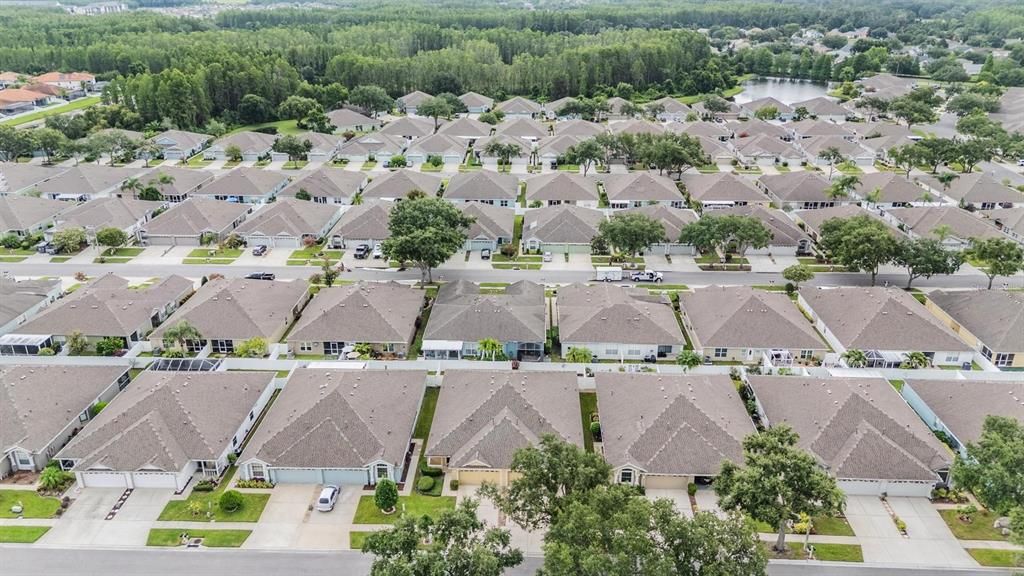 Под контрактом: $329,000 (3 спален, 2 ванн, 1626 Квадратных фут)