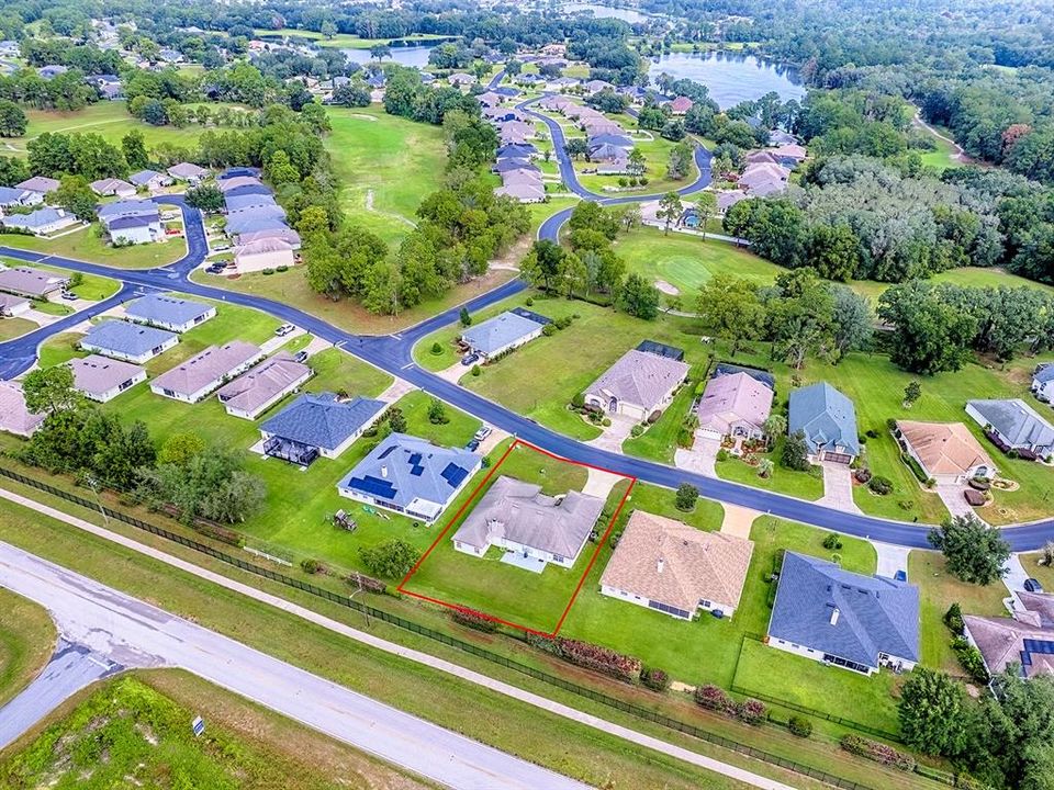 For Sale: $349,700 (4 beds, 2 baths, 2588 Square Feet)