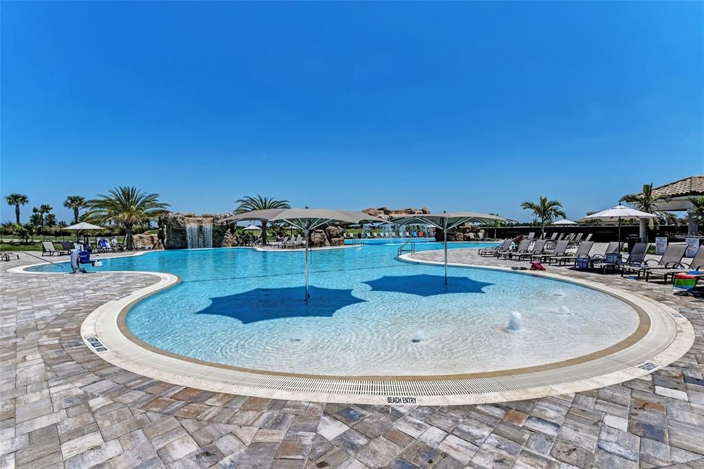 For Sale: $375,000 (2 beds, 2 baths, 1286 Square Feet)