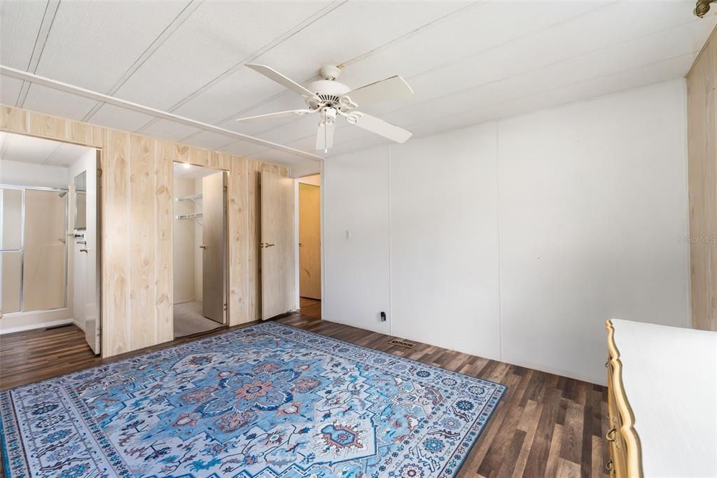 待售: $142,000 (2 贝兹, 2 浴室, 960 平方英尺)