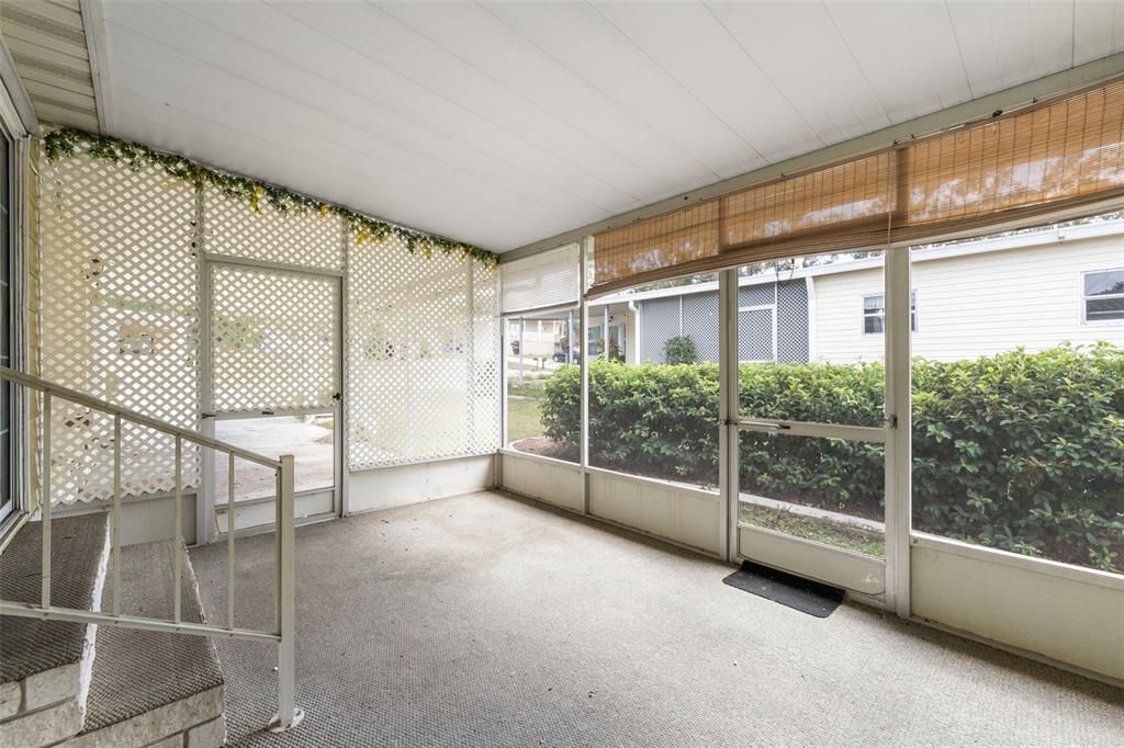 待售: $142,000 (2 贝兹, 2 浴室, 960 平方英尺)