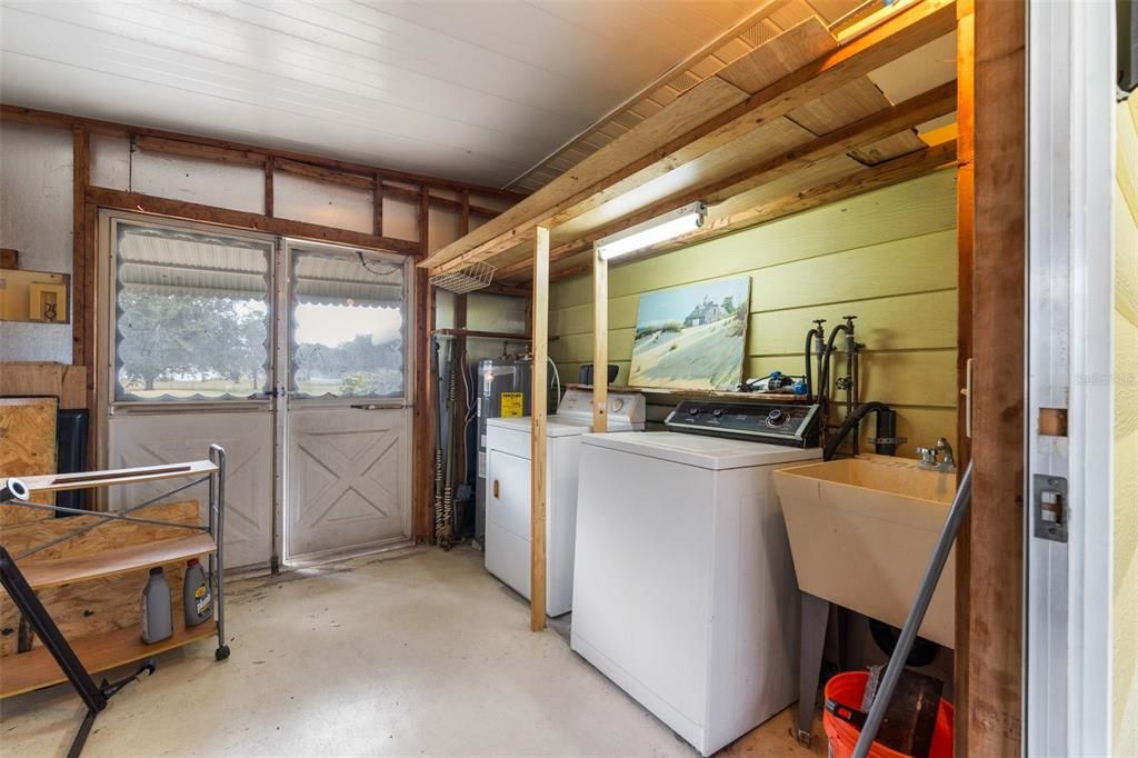 待售: $142,000 (2 贝兹, 2 浴室, 960 平方英尺)