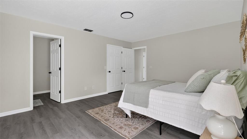 For Sale: $259,950 (2 beds, 2 baths, 1512 Square Feet)