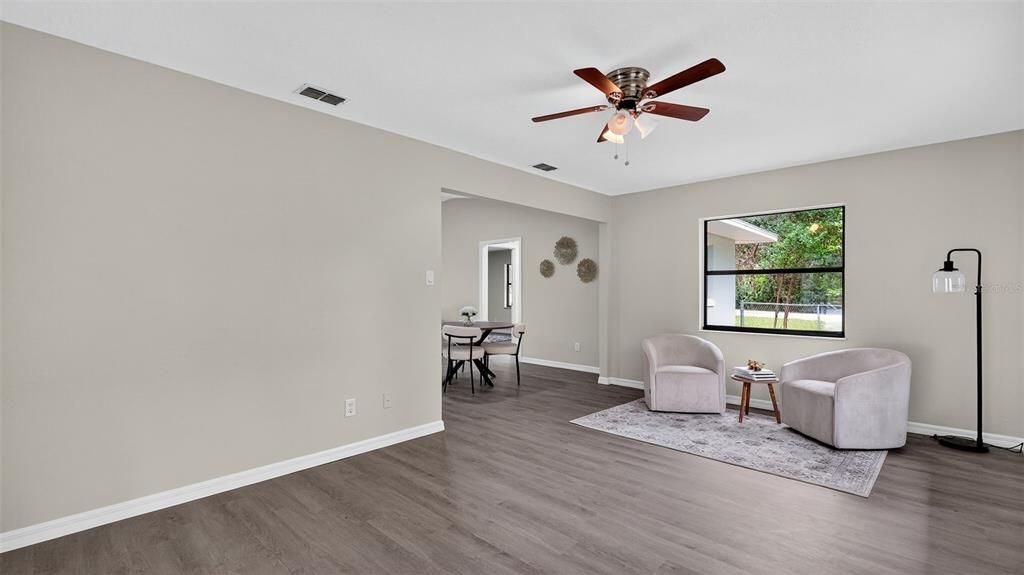 For Sale: $259,950 (2 beds, 2 baths, 1512 Square Feet)